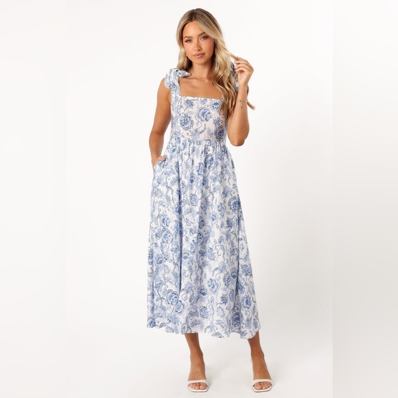 Petal & Pup Dresses & Skirts - Petal & pup floral tie strap midi dress nwot